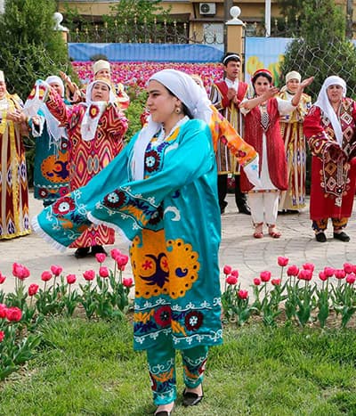 Tajikistan travel guide